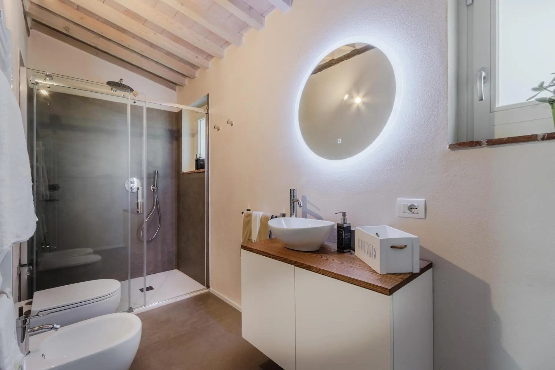 A private bathroom at Villa Gioma with walk-in shower