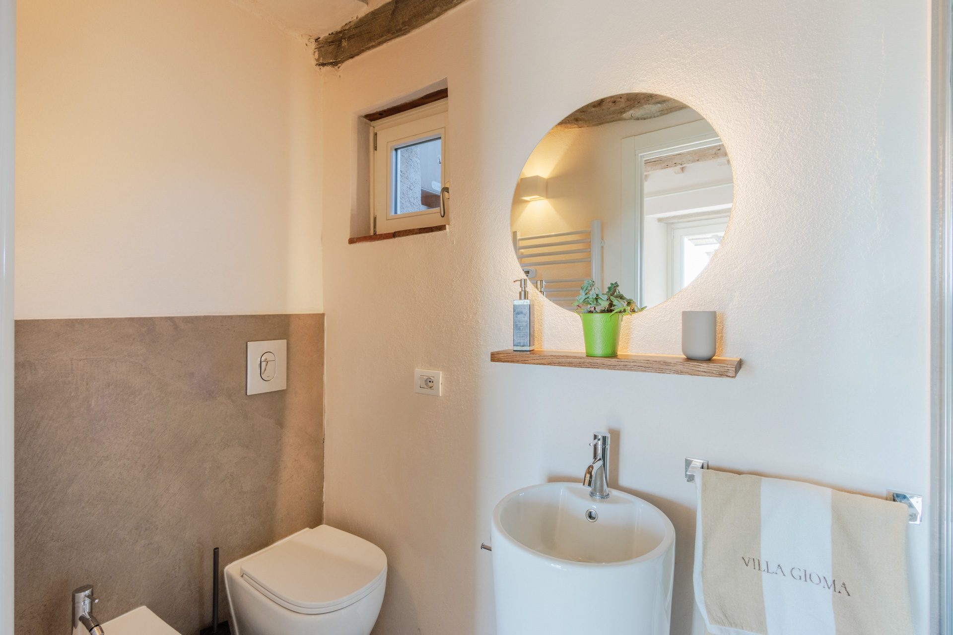 Room 1, ground floor, Villa Gioma (2)