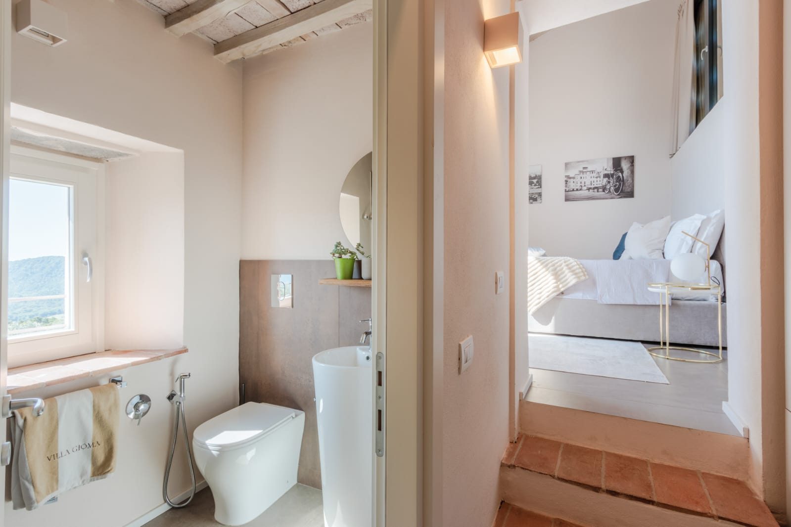 Room 5, first floor, Villa Gioma (3)